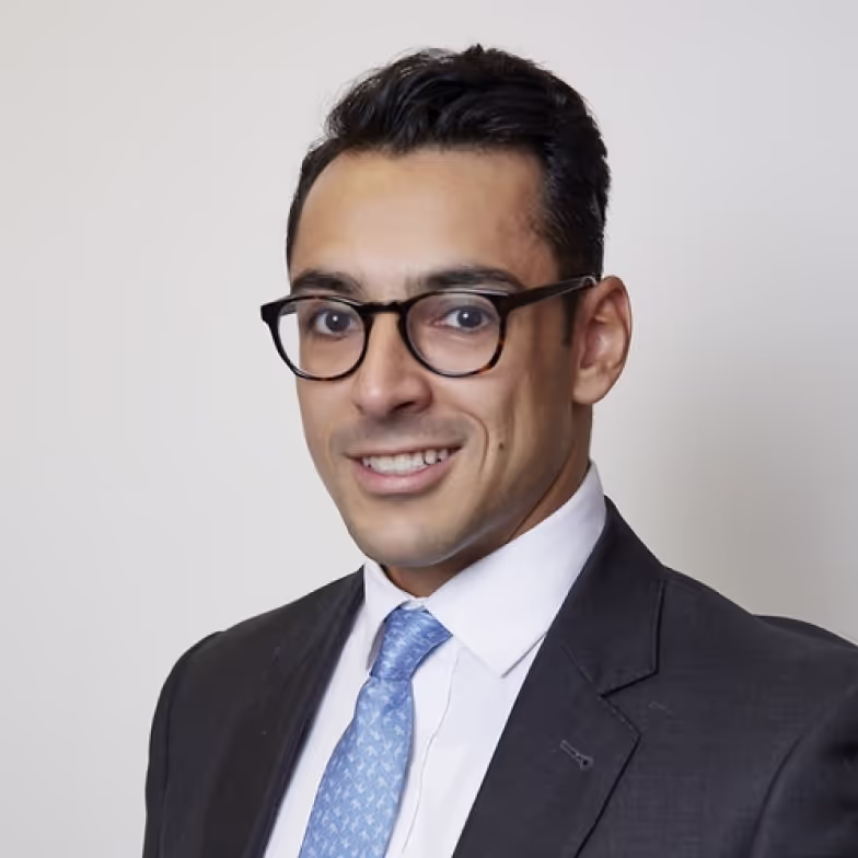Jason Mizrahi, Associate